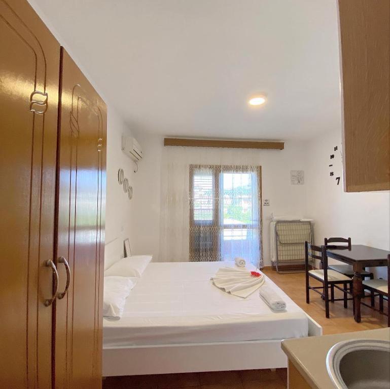 Arlind'S Apartaments Vlore Exterior photo